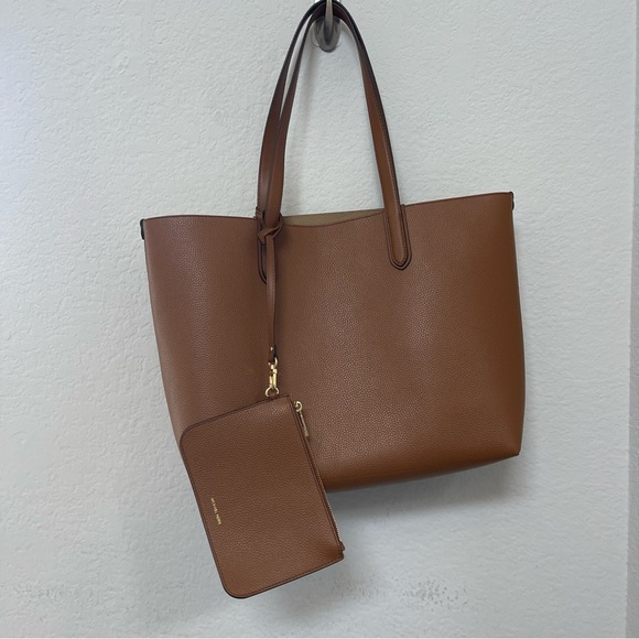 Michael Kors Eliza Extra-Large Pebbled Leather Reversible Tote Bag - Picture 3 of 6